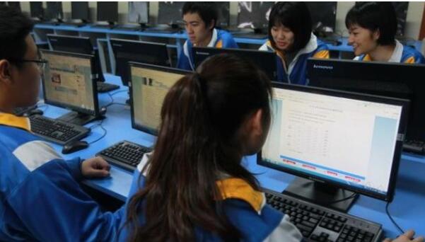 2021年浙江申论热点:高考志愿填报一批和二批合并注意啥