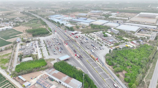 高速服务区餐饮升级,满足自驾族多样需求